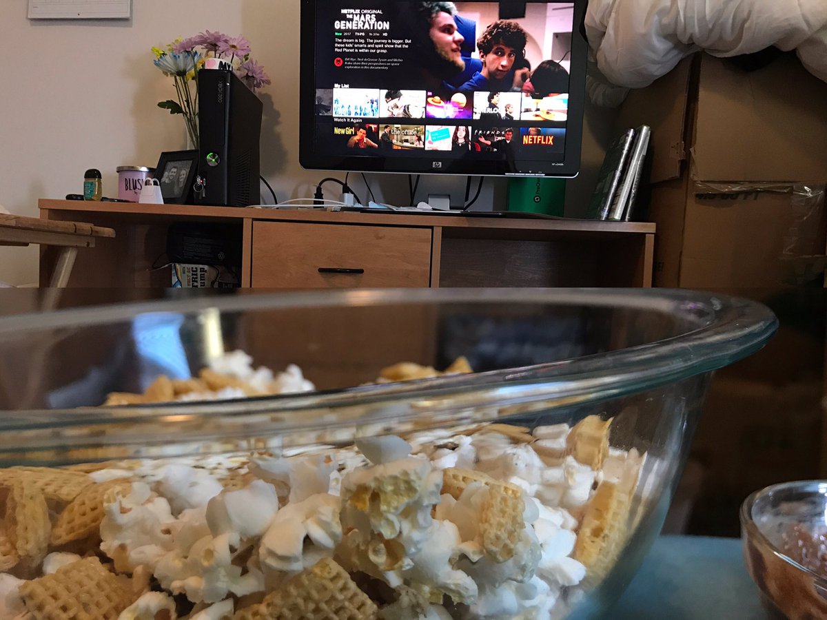 LifeWithKuri's tweet photo. #TheMarsGeneration documentary is finally on #Netflix, and I'm ready!
#popcorn #cornchex #movie #mars #stem #steam #journeytomars https://t.co/VwelyM5zwl