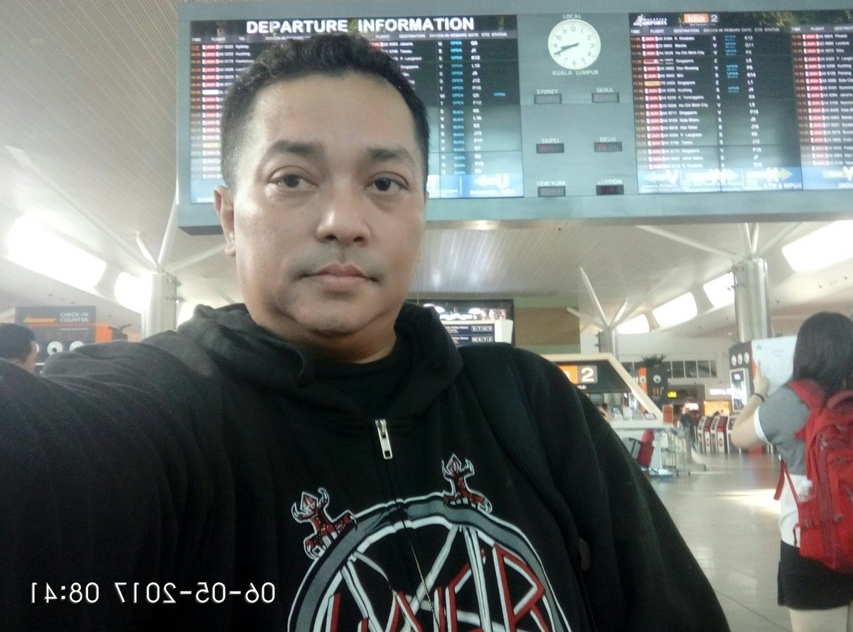 Journey malaysian metalheads to <a href="/hammersonicfest/">HAMMERSONIC FESTIVAL</a> begins! <a href="/twt_muzik/">TwtMuzik</a> <a href="/twt_metal_my/">twt_metal</a> <a href="/twt_gig/">TwtGig</a> <a href="/rahzamdy/">Azhar\ ازهر\AJ</a> @AyieDisagree