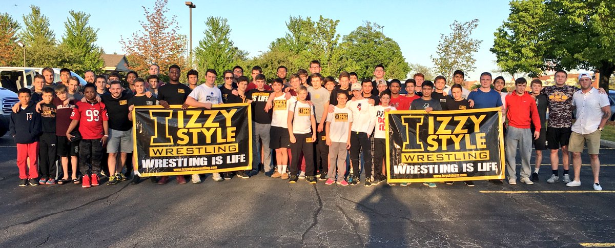IzzyStyle's tweet photo. #teamizzystyle traveling with 10 coaches and little over 100 wrestlers to the Illinois freestyle state tournament!! @FloWrestling @ILUSAW https://t.co/sYXy0EA1Gr