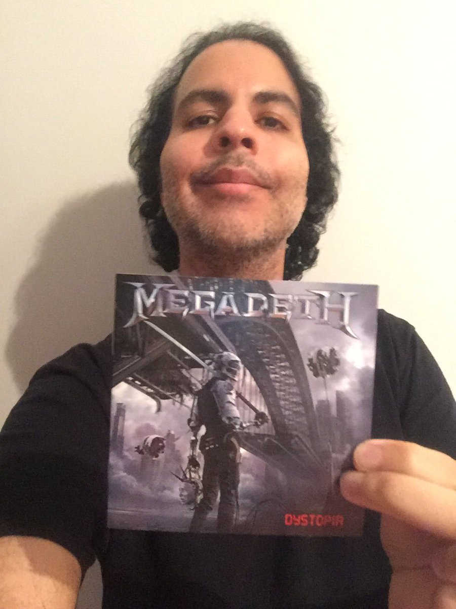 Thank u @DaveMustaine @KikoLoureiro @ellefsondavid @ChrisAdlerMusic & now @VerbeurenDirk for this #MetalMasterpiece of an album! \m/