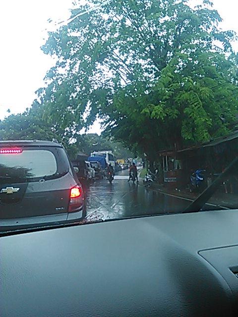 makay86's tweet photo. @lewatmana jalan raya Anyer macet . 3 jam gak gerak https://t.co/fBd7zmKhYk