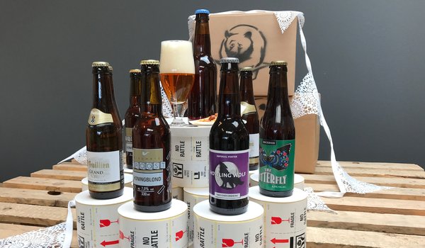 biergilde's tweet photo. De Beer Is Jarig Box! Alleen nu met ruim 25% korting! https://t.co/JSVRk8XxVP https://t.co/ZQ5lPwZABt