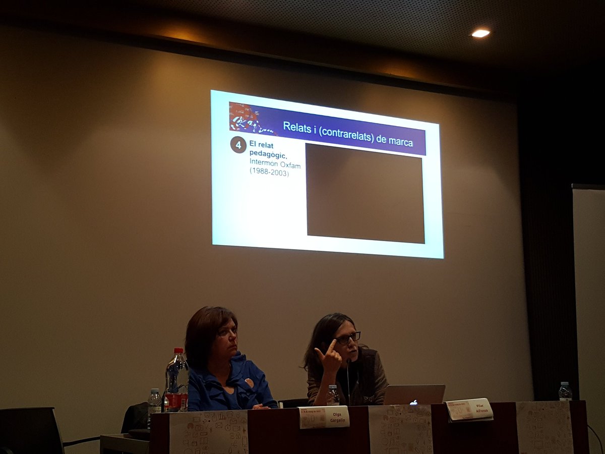 maitebosca's tweet photo. Pilar Alfonso en la jornada d'ahir #compartic #ImplemenTIC @1entretants https://t.co/36xR9L1oF5