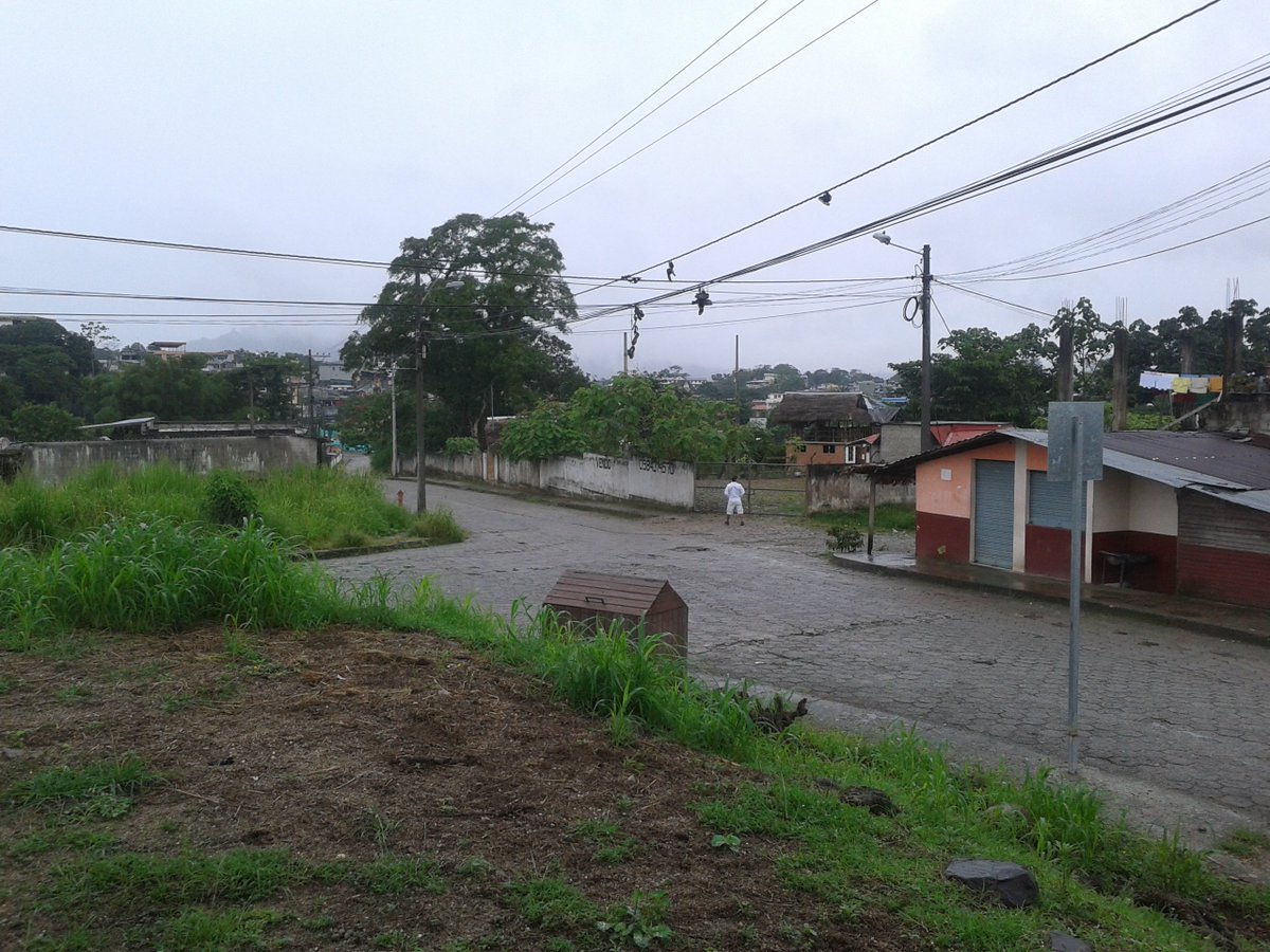 paushiyacu_ecu's tweet photo. <3 Lugares #BarrioPaushiyacu :-) <3 #Paushiyacu #Tena #Napo #Tenaguayusaycanela #asíesmiTena #YosoydeTena #Ecuador #Amazonia #Wilis87 #W87 https://t.co/7Fg6W9HyaO
