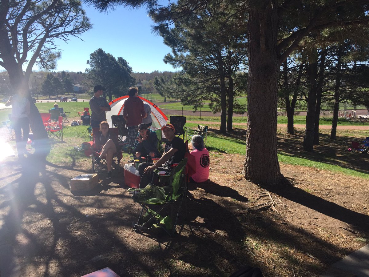 ActualCoachO's tweet photo. Had a great day with my RMH students!! #Classof2017 #WEbeforeme @DohertySpartans @CSSD11 https://t.co/OxAeZOUprO