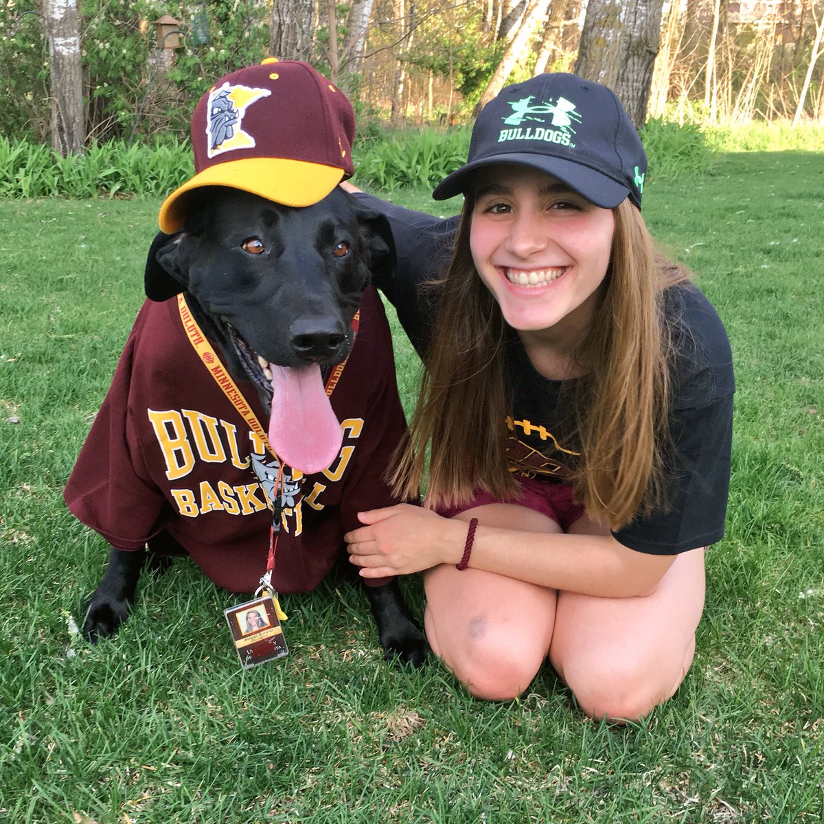 abbeydurand's tweet photo. Life advice: go find yourself a best friend who supports you from beginning to end. 😉🐾 #yearonedone https://t.co/3zRqzYxNE3