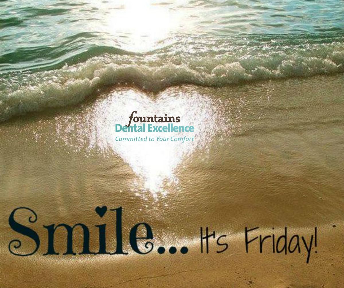Are you loving this sunshine?  The Fountains Dental Excellence team is all smiles and ready for the weekend.  
#HappyFriday #FridaySmiles