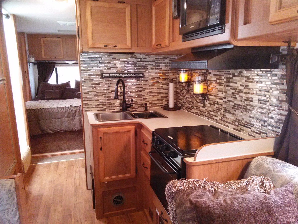 thecampinggypsy's tweet photo. The RV is out of storage and I'm excited!! This is my Home Sweet RV.
https://t.co/BvhSRtlgQ3
#camping #RVLife https://t.co/Sb0tcGvqHn