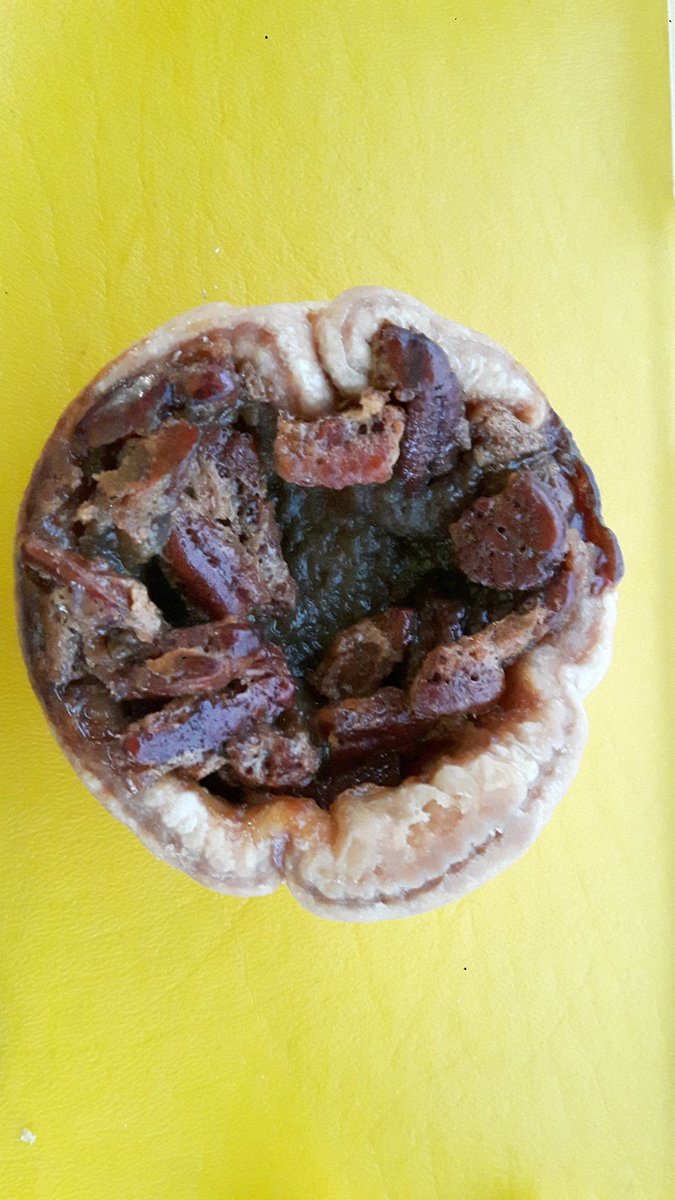 I've waited 7 months for this! Thank you Golden Crust ! @NSGreenmarkets