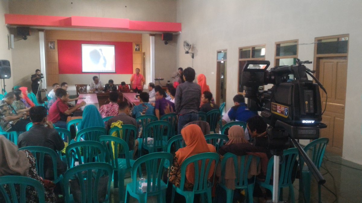 Hari ini #4thDesaID di Desa Karanganyar, Kecamatan Bobotsari, #purbalingga cc <a href="/ganjarpranowo/">Ganjar Pranowo</a>