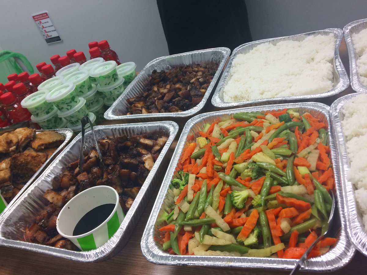 DEVCONPH's tweet image. Lunch is served! 

#IonicCodeCamp #DevconPh
