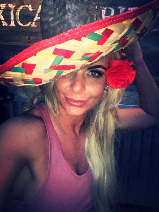 Soo Awesome spending #CincoDeMayo w/ @Brazzers peeps, @moniquealexande &amp; @pdrumgould #ThankYou #TheWholeEnchilada<a href="/tag/cincodemayo"class="tags">#CincoDeMayo</a><a class="tags" href="/tag/brazzers">@brazzers</a><a href="/tag/thankyou"class="tags"><span>#thankyou</span></a><a href="/tag/thewholeenchilada"class="tags"><span>#thewholeenchilada</span></a>