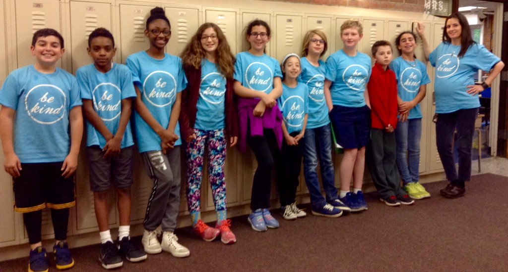 MusulinScience's tweet photo. Bittersweet. #bwhilltop #5thgradescience #maternityleave https://t.co/YKqlGnGjKy