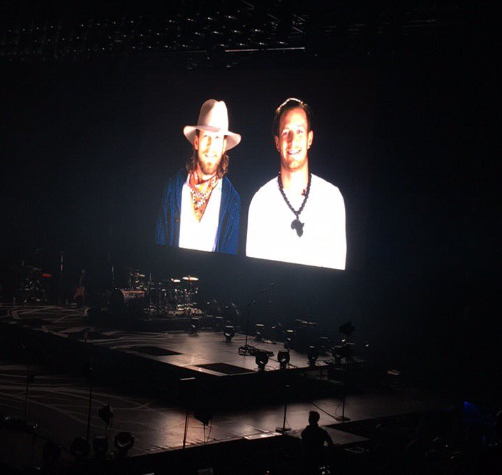 evandoherty13's tweet image. Unreal Concert @FLAGALine 🍻