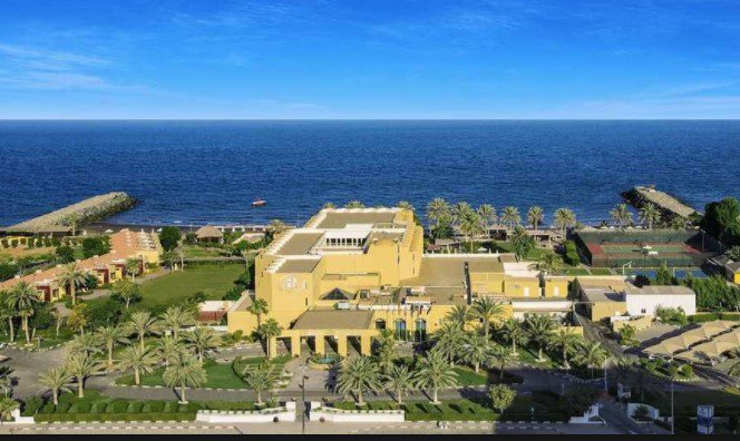 DubaiShell's tweet photo. Places to visit in Fujairah
#Yachting
#WaterSurfing
#Swimming
#Deepseafishing
Read more... https://t.co/A5kSq9wJtU https://t.co/GC3jGzTFy3