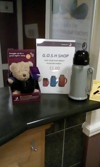 Bernard Bear sharing his brew with the fellow workers!  #bernardbear #gosh #premierinn #brewup #charity <a href="/GreatOrmondSt/">Great Ormond Street Hospital for Children</a> <a href="/premierinn/">Premier Inn</a>