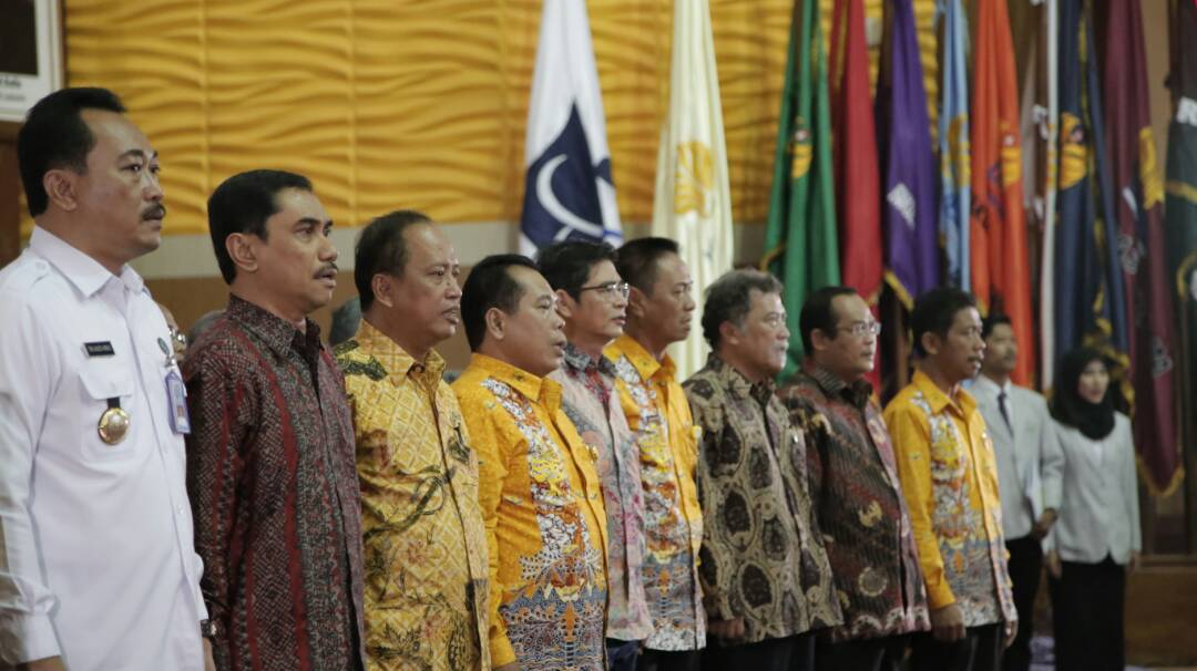 brin_indonesia's tweet photo. Selain itu, Deklarasi Anti Narkoba, Antiradikalisme,&amp;Antiterorisme srta Menjunjung Tinggi NKRI jg digelar &amp; dihadiri ribuan mahasiswa UNNES. https://t.co/ZMi1tFOj6s