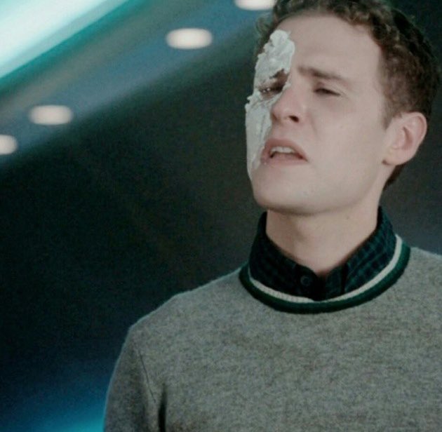 fitzthedoctor's tweet image. Okay, who did this to me?😟 @DaisylovesWard @Jemmasimmons4