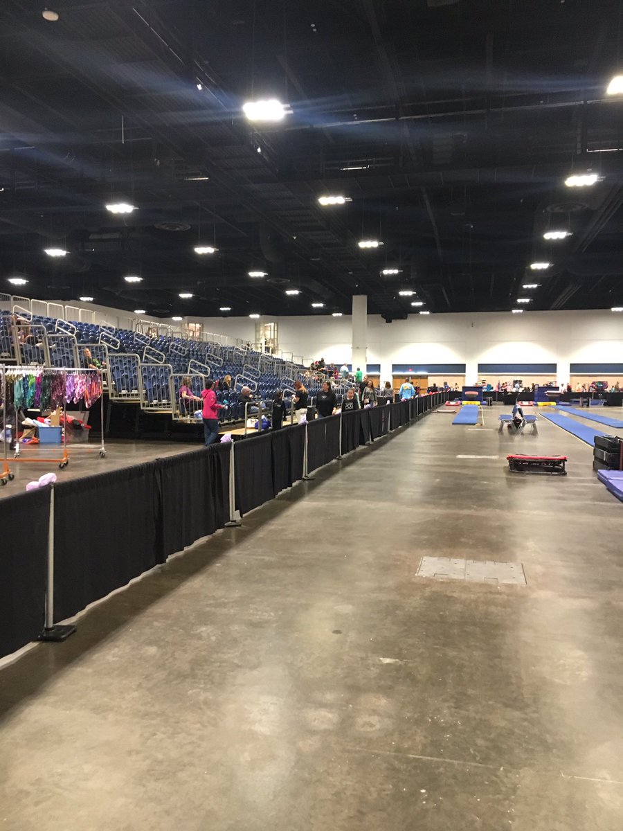 CAN_DOSports's tweet photo. Getting geared up for the start of the AAU State Meet 2017 https://t.co/qFNn6CNHE6
