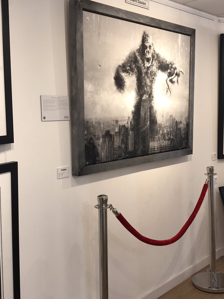 WISHBONE_ART's tweet photo. With @ImagesinFrames and @MarkDaviesArt until 4pm! #ThroughDarkness&Light #FairytalesShow https://t.co/FKldf2v8bv