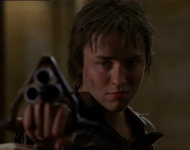 Happy belated birthday to Vincent Kartheiser (Connor)!         (His birthday was yesterday). 