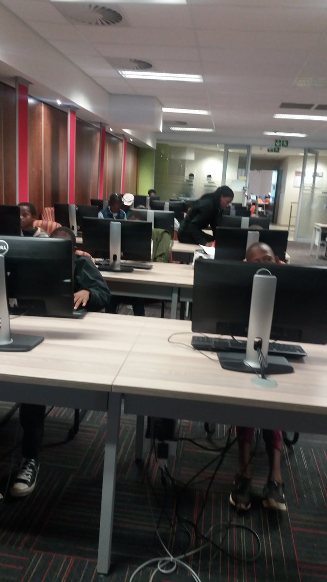 ShonisaniNevon2's tweet image. Steve Jobs said, everyone should learn how to code, it teaches you how to think. #CoolKidsCode #AfricanTeenGeeks #SupportaGeek City Press