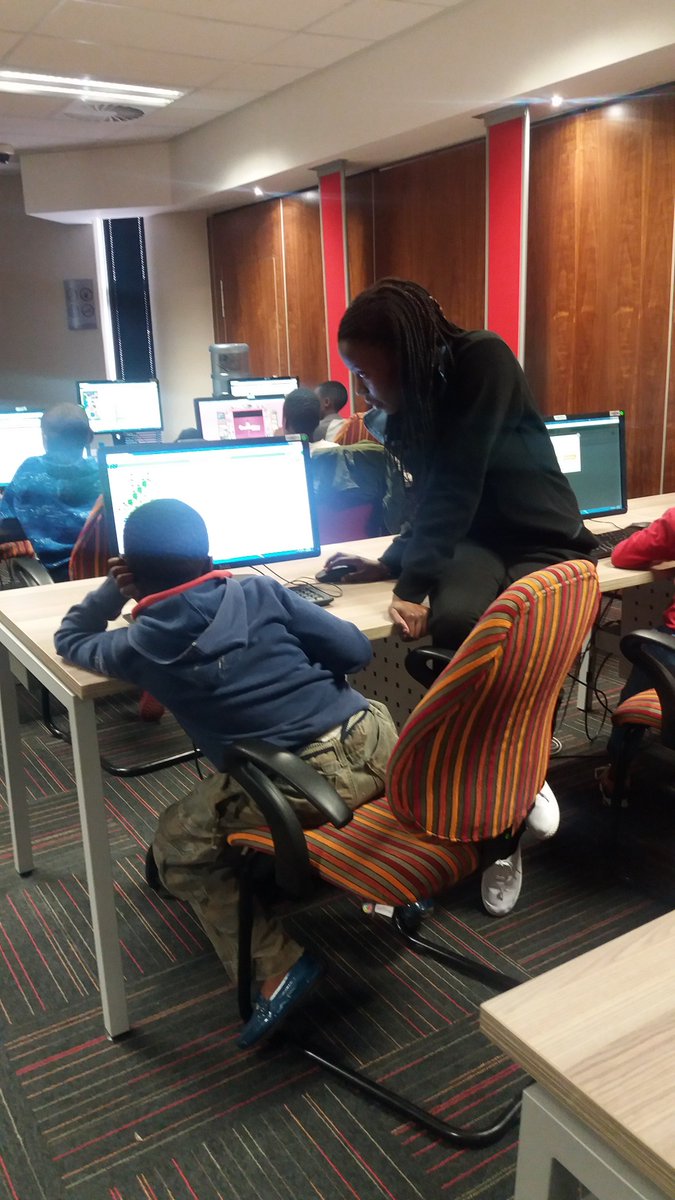 ShonisaniNevon2's tweet image. Steve Jobs said, everyone should learn how to code, it teaches you how to think. #CoolKidsCode #AfricanTeenGeeks #SupportaGeek City Press