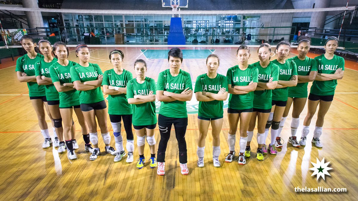 MiniPhils's tweet photo. #CONGRALUTATIONS:DLSU Lady Spikers #UAAP79 Women's Volleyball Champions #Animo #LaSalle | Photo from @dlsuvolleyfans https://t.co/osHS99mnrA