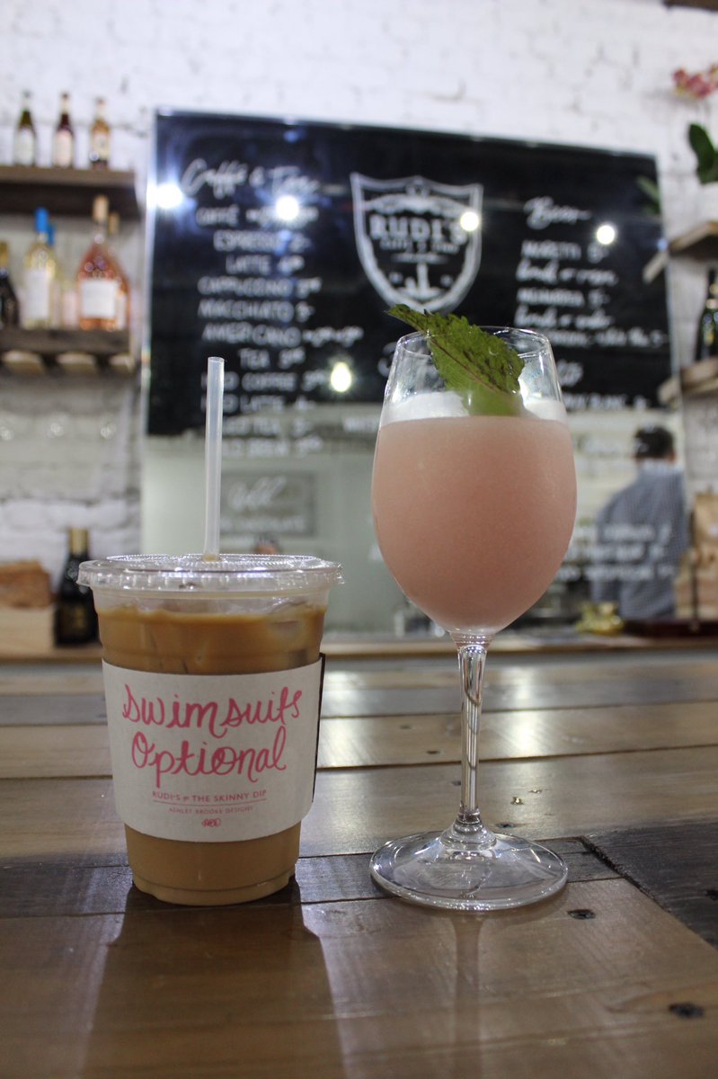 Dreaming of #sunshine and #frose at The Skinny Dip, #Charleston 🌷#takemeback