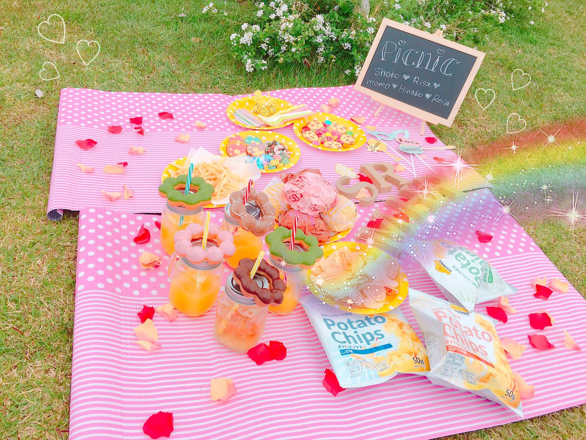 bebe_s1127's tweet photo. teamZooで念願のおしゃピク😶🍃💞
めちゃめちゃ楽しんだ🤣何をするにもとりあえず笑ってた笑いすぎて毎回しんどい！たくさん充電したし実習頑張れそうだ🔥次は旅行ね😶♥️ https://t.co/pQ405nOZjX