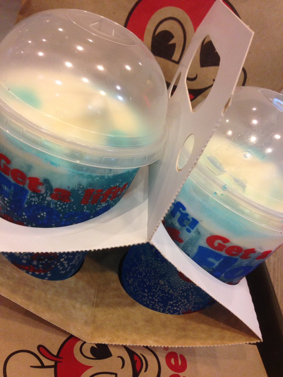 NurseJuys's tweet image. I, am, in labey.... 😍💙💘💕

#BlueberryFloat #Jolibee