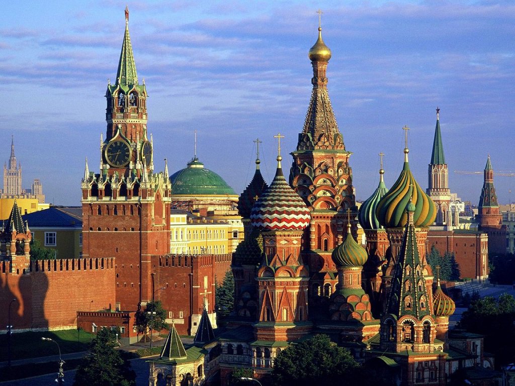 DmitryBasharov's tweet photo. Друзья, всем отличных выходных! Счастья, улыбок, интересных встреч! #Россия #Москва #праздники #Russia #holidays https://t.co/ztYcqRCKZ8