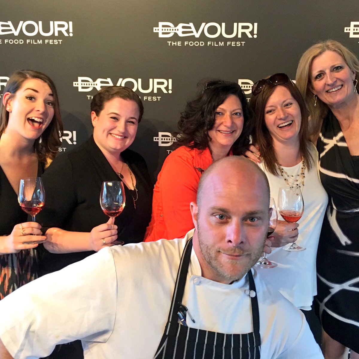 serena4pr's tweet photo. Cheers to the kick off of Devour! Osoyoos Food Film Fest with the Destination Osoyoos team and Chef Lee Humphries https://t.co/VhNfWUX6aa