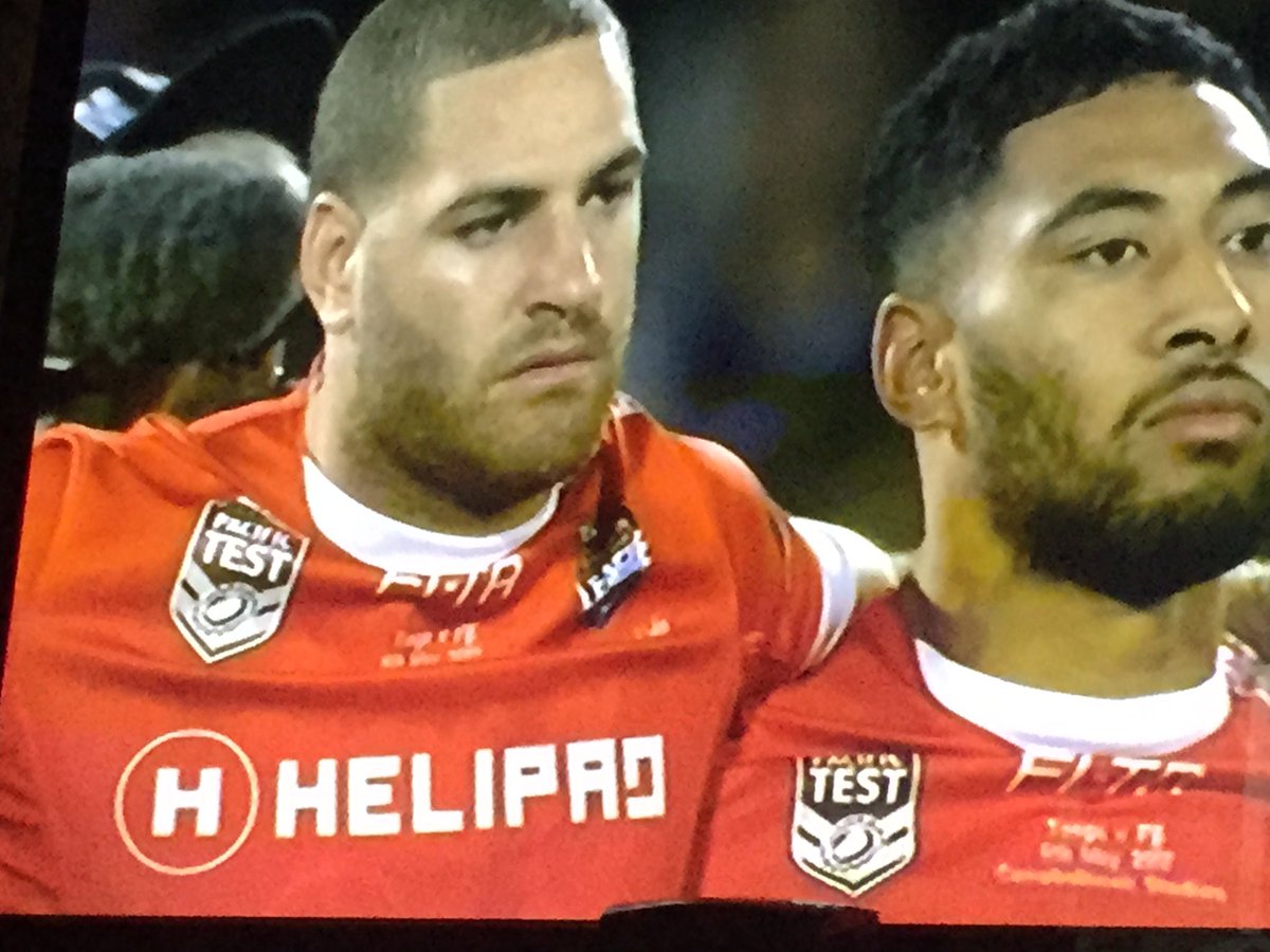 GeoffreyFiji's tweet photo. Vinaka #Helipro #medivacfiji #fnrl #grahamhedge https://t.co/kzZz8BLy2a