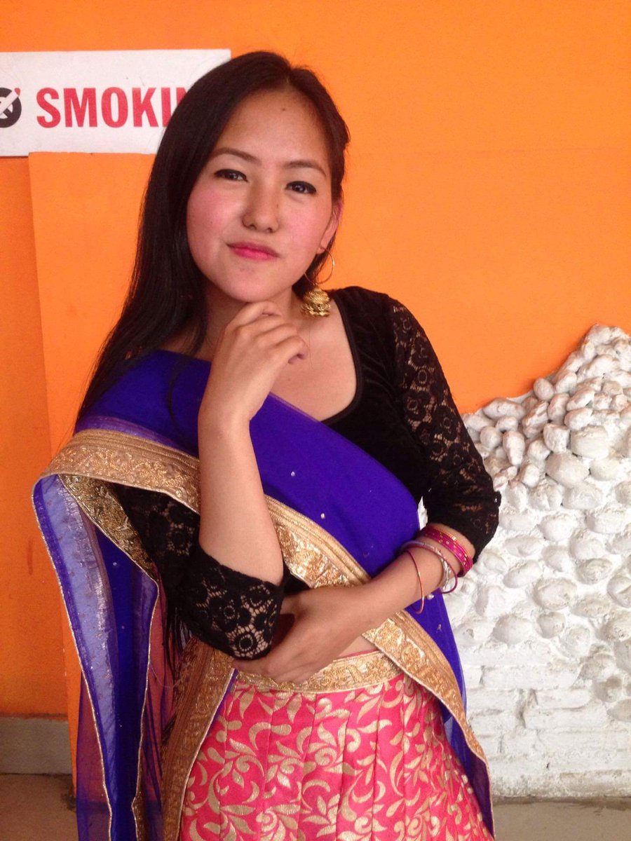 Prettimagar's tweet photo. Traditional 😍
Yesterday party 😁😁
Lengha 💯✔ https://t.co/yIpMEfnVwW