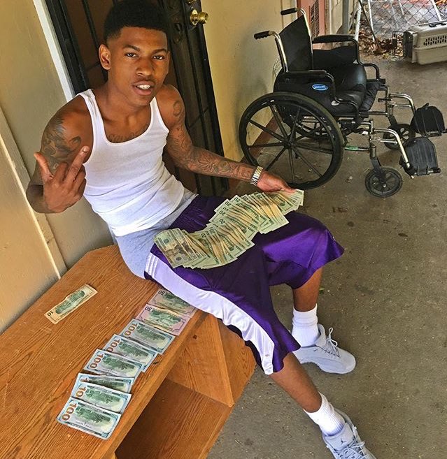 JmmLarry's tweet photo. Money Man 🗣💰 https://t.co/0IZSdodgGb