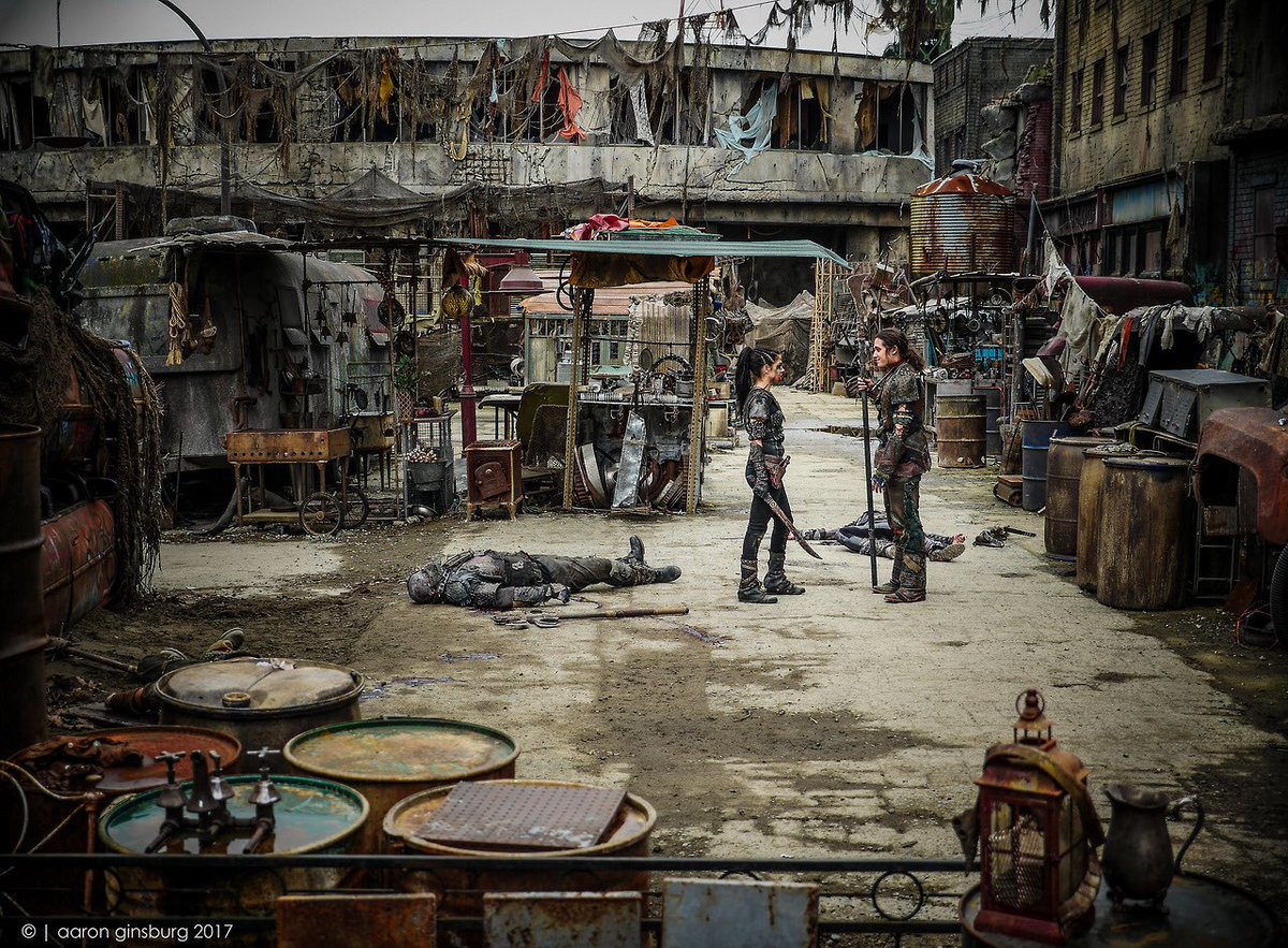 MarieAV_FR's tweet photo. #The100 - BTS de Marie sur le tournage du 4x10, photos prises par @DrLawyercop. https://t.co/M2TmmnYO5V