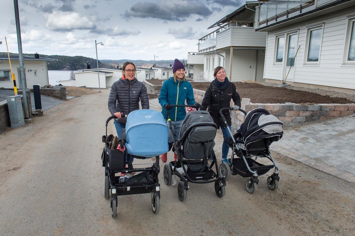 bohuslaningen's tweet photo. Uddevallas nyaste bostadsområde växer snabbt https://t.co/6K2oTRi1C1 #Sundstrand #uddevalla https://t.co/2Ifh6rRhUn