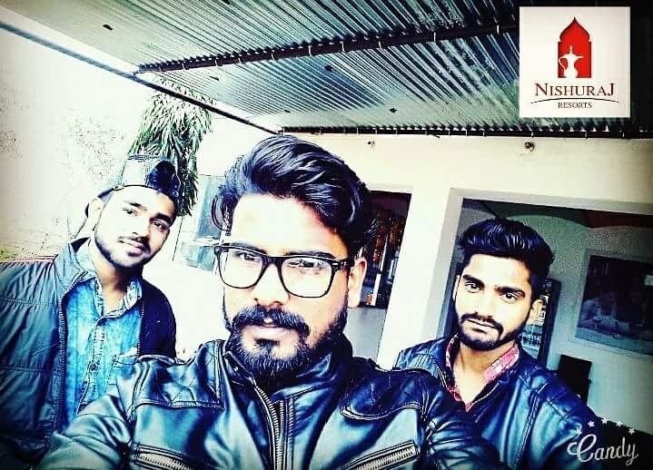 AshSinghMusic's tweet photo. Once Again One More #Live_Show #Nishuraj_Resort #Musical_Night 😍😍 🎶🎶🎶🎶 https://t.co/mA95PjzUJT