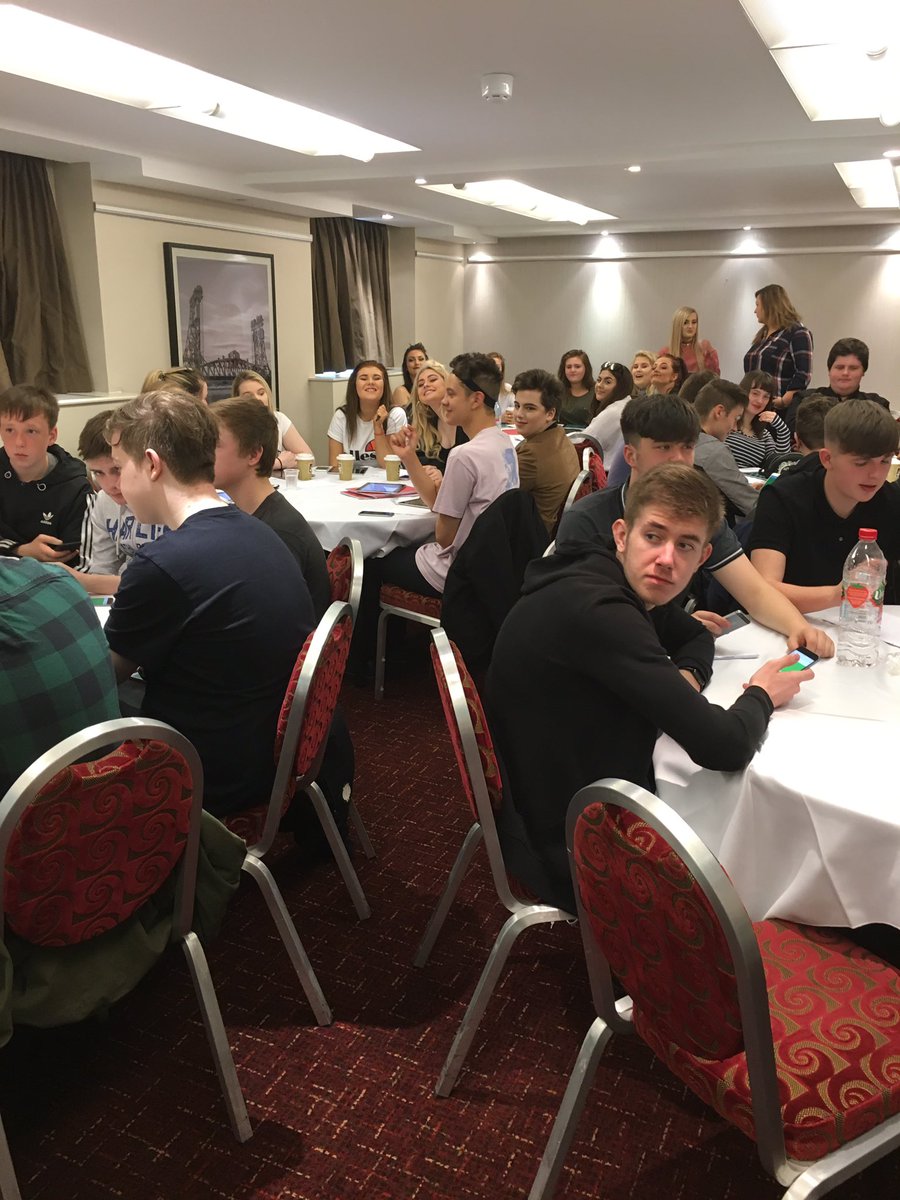 SeahamMaths's tweet photo. Ready for a morning of revision #mathsinglikeaboss #borostillboro https://t.co/Nz0wIgqGrz