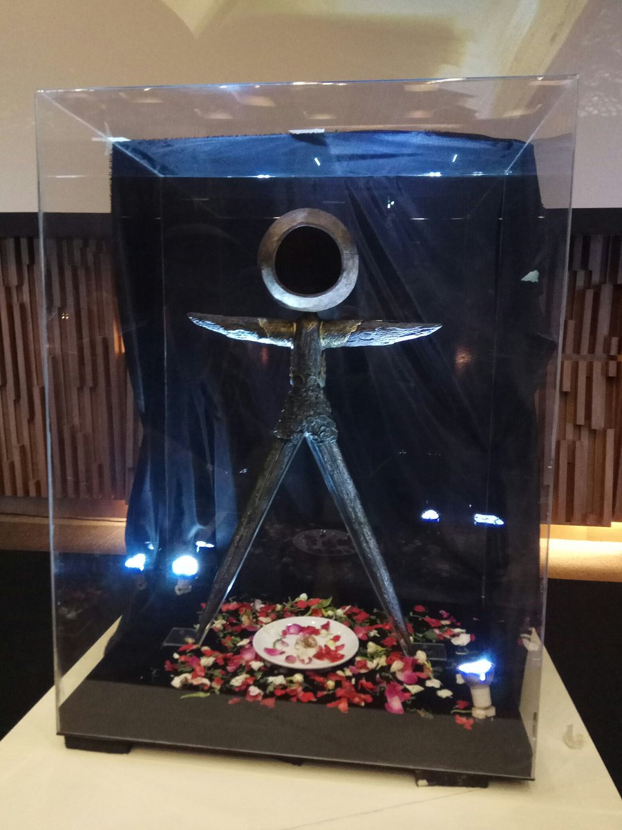 Gimana nih komentar kalian ttg 'Penampakan' boneka  #Jailangkung ? Coment ya buat yang udah nonton #TeaserJailangkung