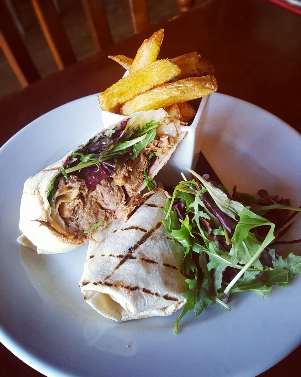 Lunchtimes never looked so goooooood! Come &amp; and feast on our delicious new lunchtime menu. #lunch #newmenu #independent #supportindies