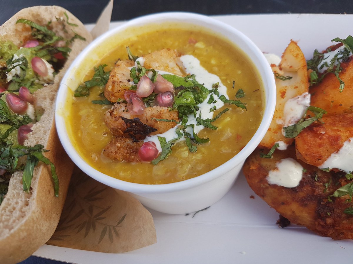 ThirstyCamb's tweet photo. The veg-fabulous @Wanderingyak makes a debut in our #Riverside #biergarten today. Serving 12-4ish, with options for kiddies. https://t.co/wSqovTCgdC