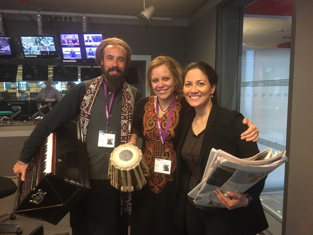 Here are Tahir Qawwal and Aminah Chishti from <a href="/Beneaththeveils/">Aminah Chishti @fanna-fi-allah</a>. Concerts tonight in London and tomorrow in Oxford