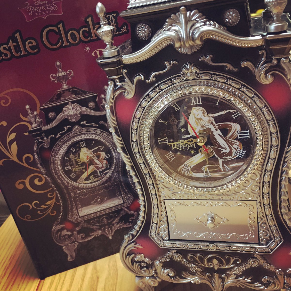 Souchan_Mam's tweet image. 息子くんとゲーセン行ったらラスイチだったラプンツェルのキャッスルクロック💜
ダメ元でやってみたら楽勝でGet✨やったー╰(*´︶`*)╯♡
#ラプンツェル #Castleclock #disney #princess #UFOキャッチャー #Rapunzel