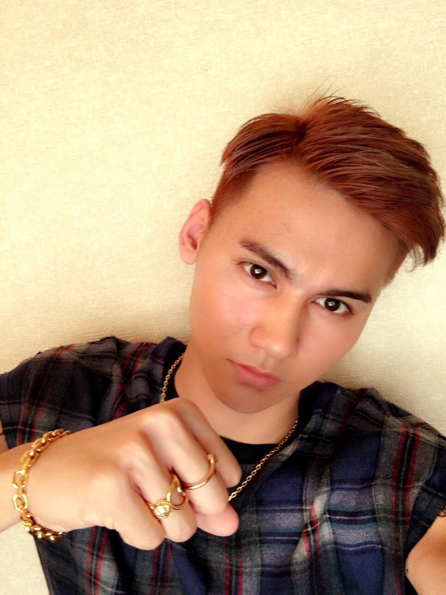 therampagefext's tweet photo. こんにちは、龍です‼️
気温が暑くなってきましたね！
皆さん、お体には十分気をつけて下さいね^ ^
暑さに負けず本日も頑張りましょう🔥🔥

龍
#THERAMPAGE https://t.co/XqGN4sLwKw