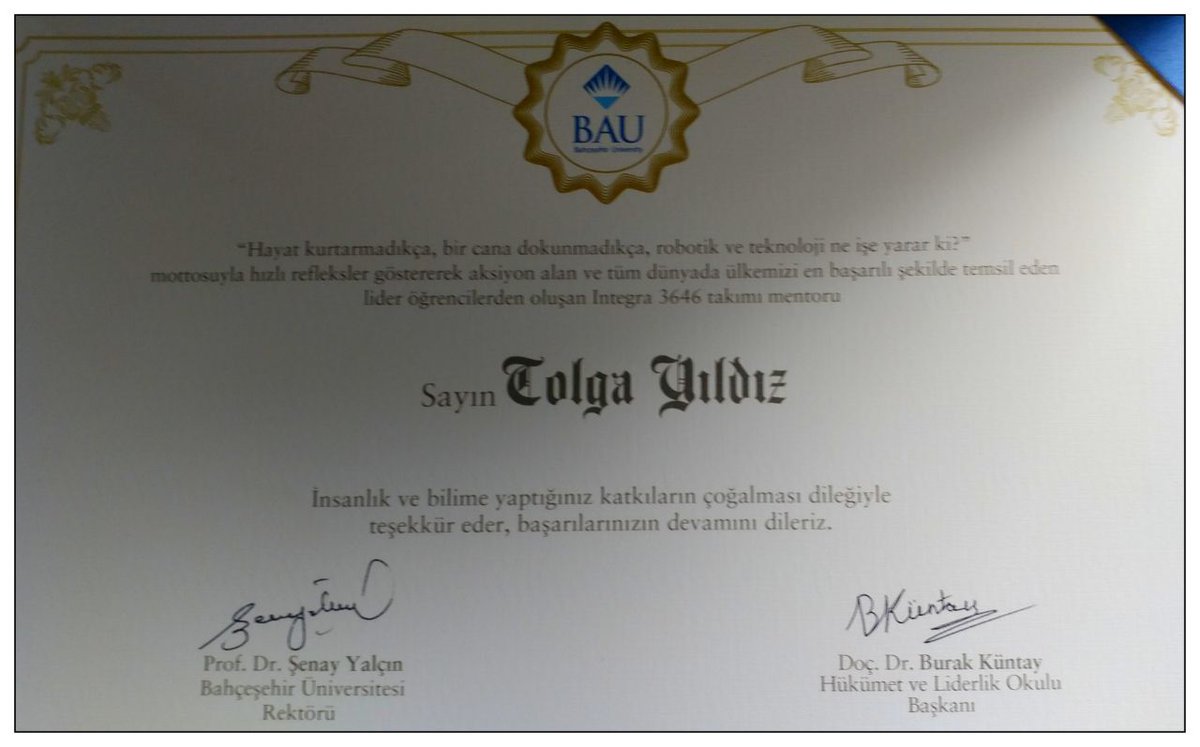 Makedonya ve KKTC Cumhurbaşkanları, Meclis Başkanımız, Rektörümüz <a href="/SenayYalcin1/">Prof. Dr. Şenay Yalçın</a> dan Bilim ve Teknoloji Liderleri ödülünü aldık.<a href="/burakkuntay/">Burak Kuntay</a>