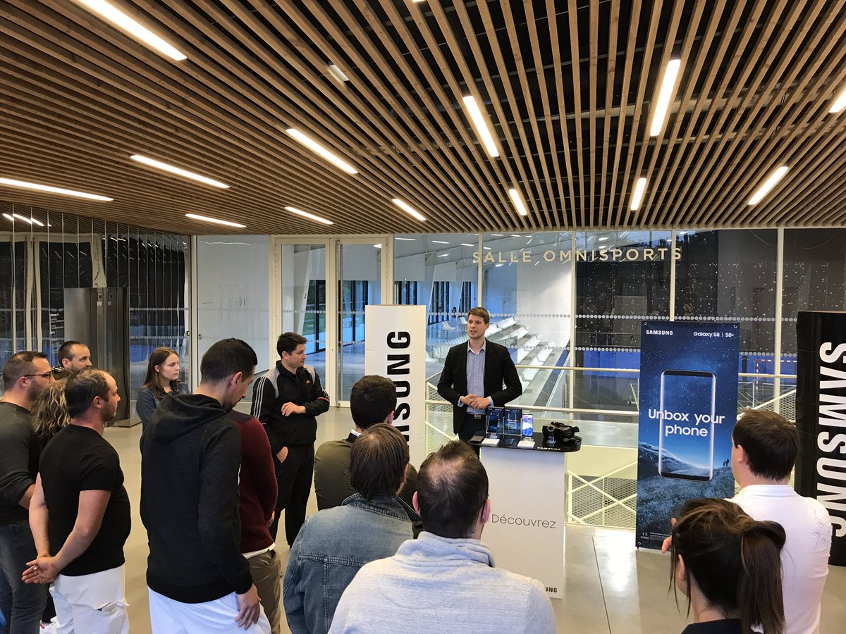 Retour sur 1 soirée digitale sportive ac la présentation des #S8 &amp; #S8Plus / After initiation Bad avec nos collègues UI #Angouleme <a href="/orange/">Orange</a>