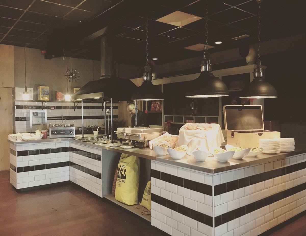Starteiland's tweet photo. Psst... heb jij onze nieuwe website https://t.co/l2cm9Cw9kQ al bekeken? #ondernemenisvernieuwen #huisstijl #hippesite https://t.co/2lonRyBvgB