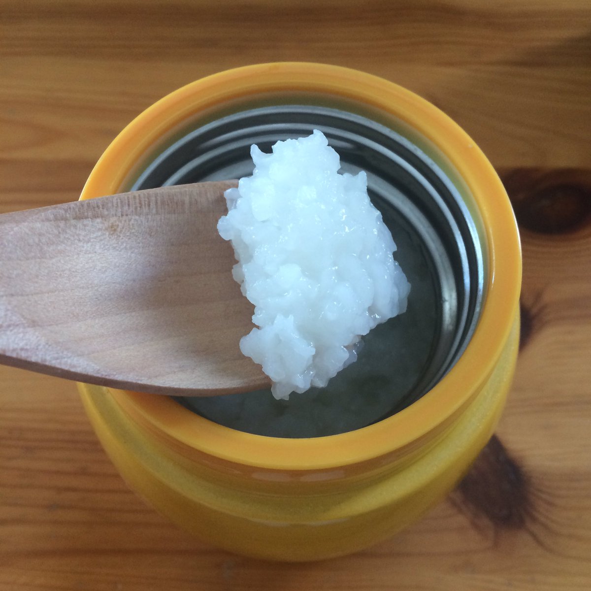 櫻井 大典 皆様お粥食べてますか 師の受け売りですが お粥は胃腸薬 ですよ お腹の調子が悪い人 肌の調子が悪い人 食欲無い人 食後眠い人 体が重い人 是非生米からお粥作ってみてください 簡単なので ミドリ薬品とお粥 T Co